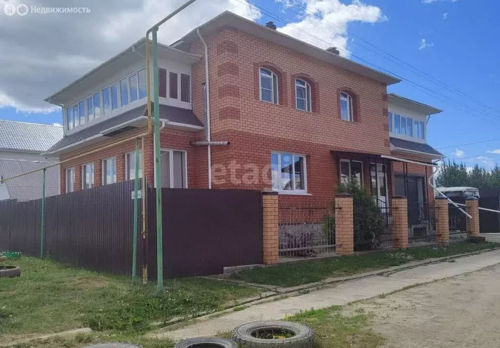 Дом в Алапаевск, Ялунинская улица (240 м) - Фото 1