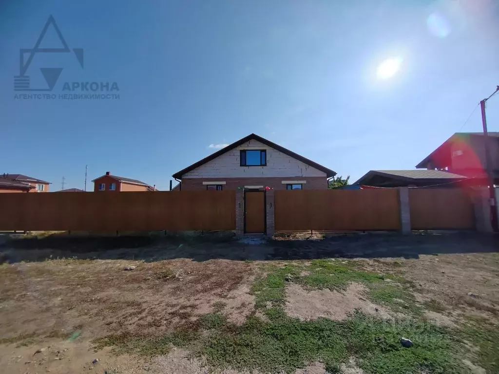 Дом в Ростовская область, Таганрог пер. 16-й Мариупольский, 7 (205 м) - Фото 0