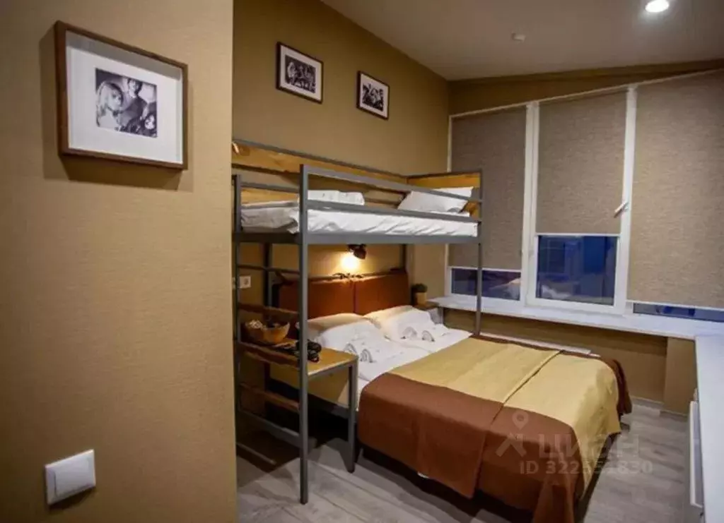 Комната Москва Садовая-Триумфальная ул., 12/14С1 - Фото 1