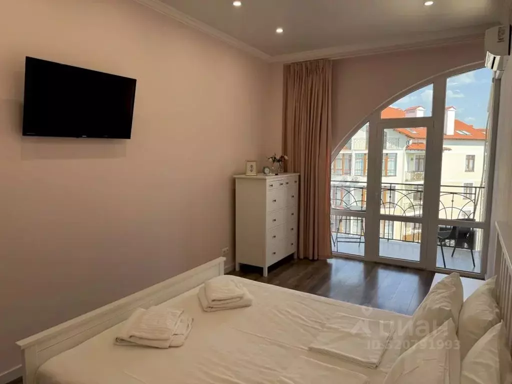 1-к кв. Краснодарский край, Геленджик Крымская ул., 22к13 (55.0 м) - Фото 2