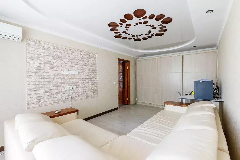 Продаётся 2-к квартира, 50.1 м - Фото 0