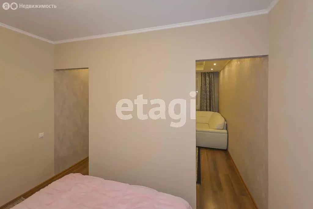 2-комнатная квартира: Тюмень, улица Льва Толстого, 64 (59.4 м) - Фото 2