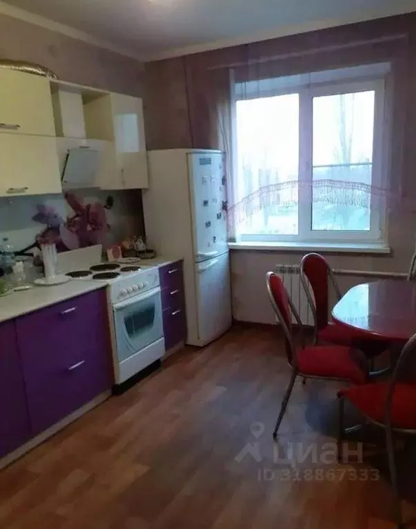 3-к кв. Белгородская область, Старый Оскол Конева мкр, 8 (65.0 м) - Фото 0
