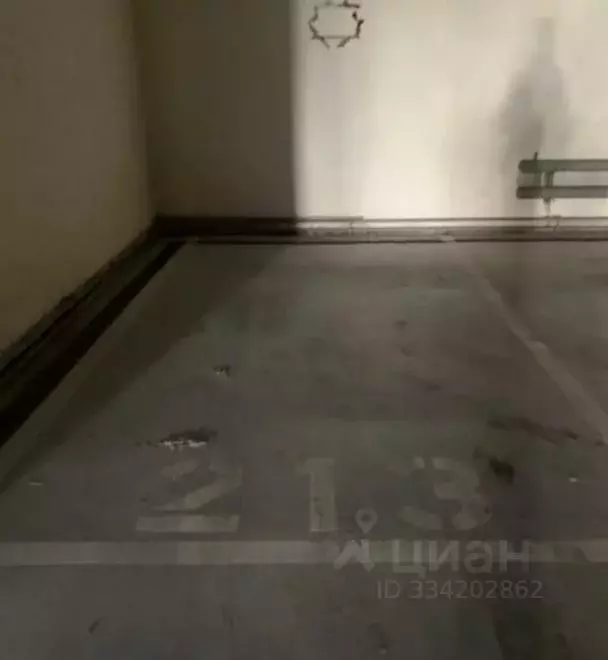 Гараж в Приморский край, Владивосток ул. Володарского, 1 (13 м) - Фото 1