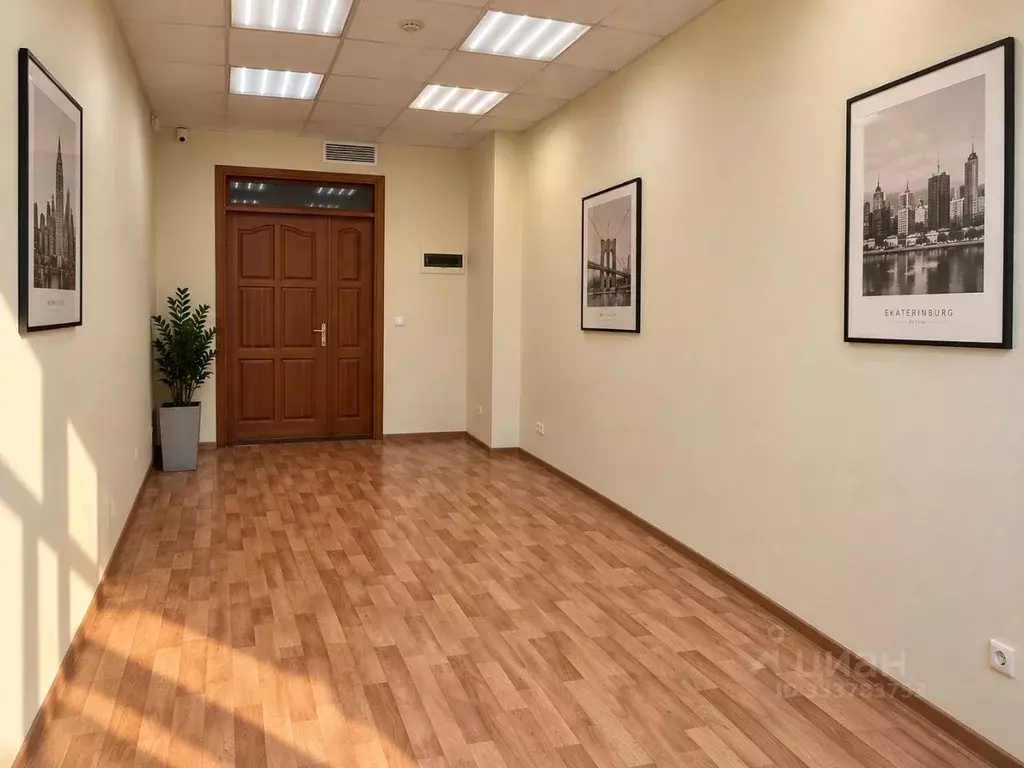 Офис в Свердловская область, Екатеринбург ул. Крупносортщиков, 14 (18 ... - Фото 2