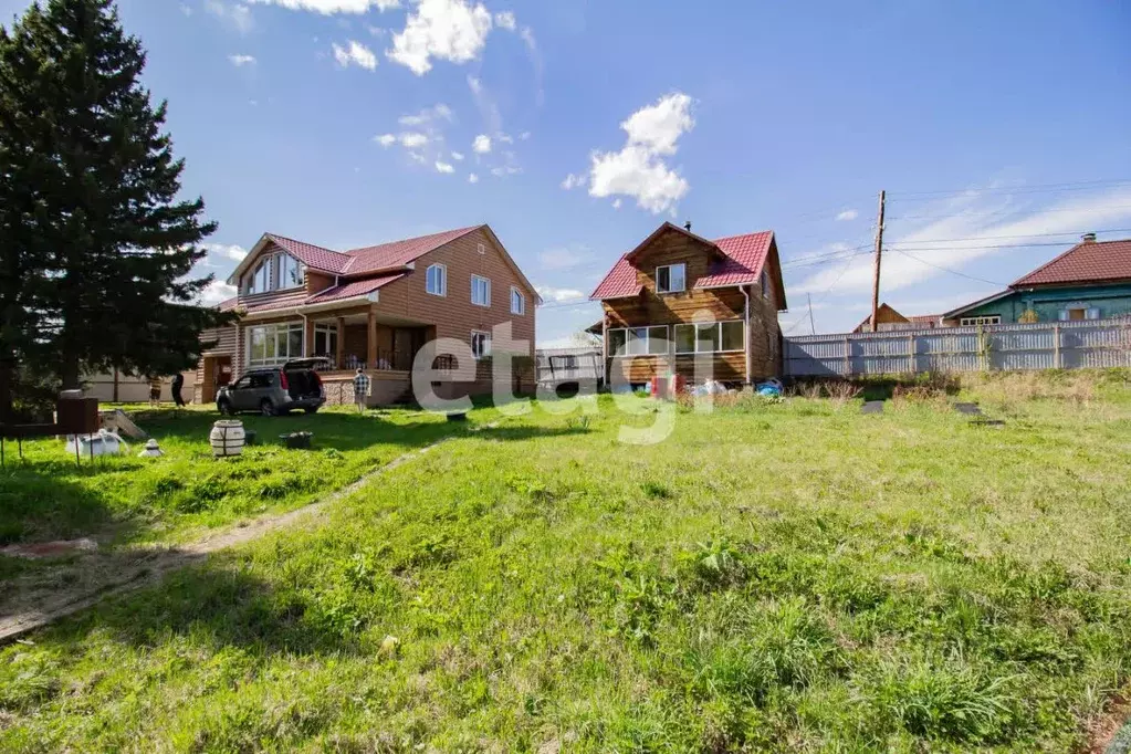 Дом в Красноярский край, Красноярск городской округ, пос. Минино ул. ... - Фото 1