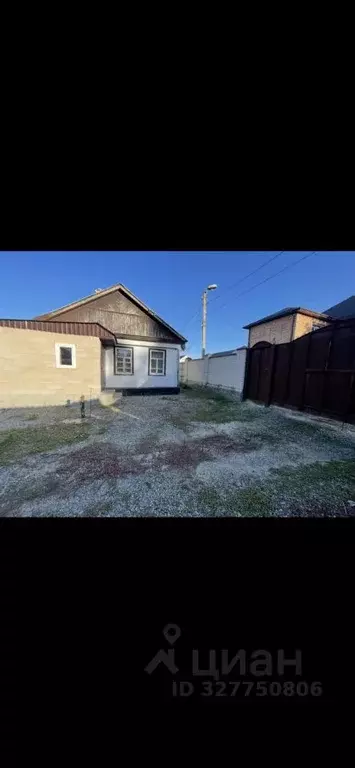 Дом в Карачаево-Черкесия, Черкесск ул. С. Тюленина, 6 (66 м) - Фото 1