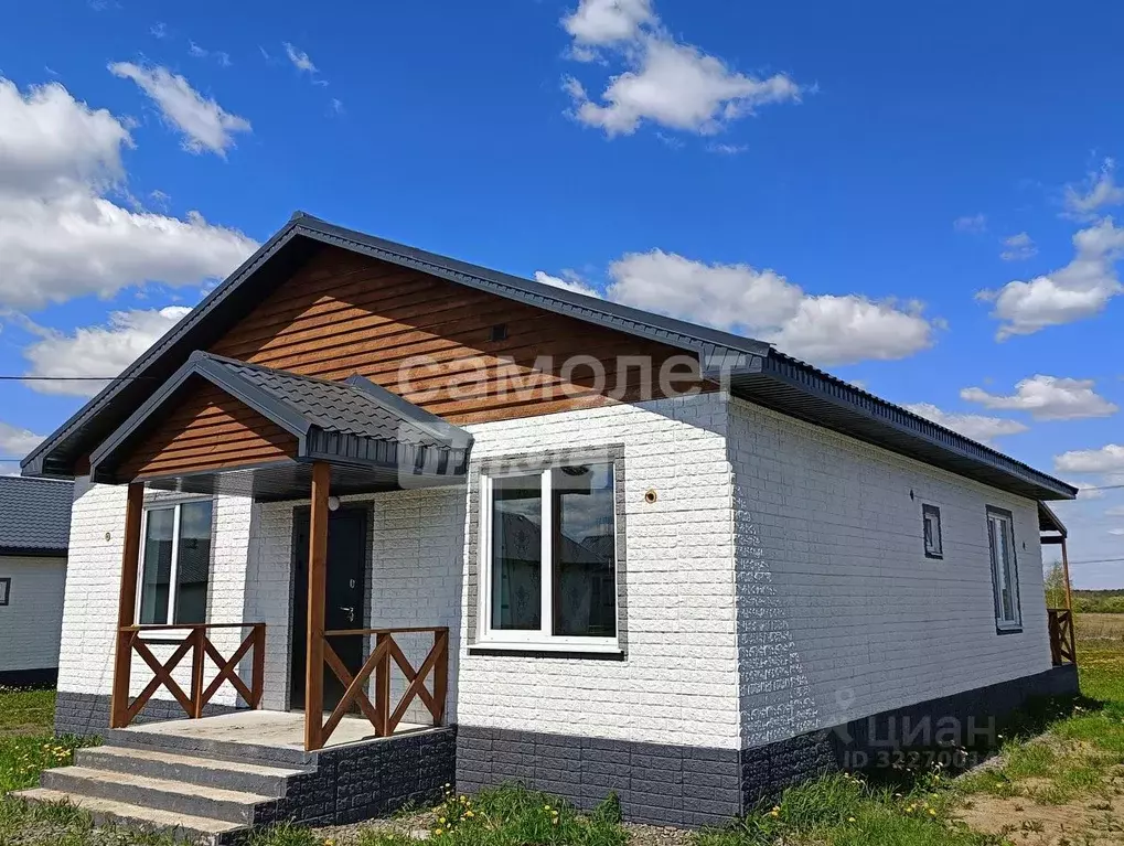 Коттедж в Свердловская область, Белоярский муниципальный округ, с. ... - Фото 1