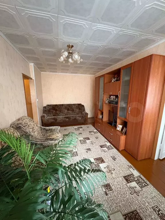 2-к. квартира, 42 м, 1/5 эт. - Фото 0