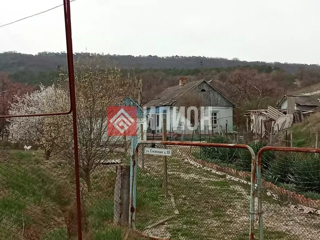 Дом в Крым, Бахчисарайский район, Железнодорожненское с/пос, с. Речное ... - Фото 0