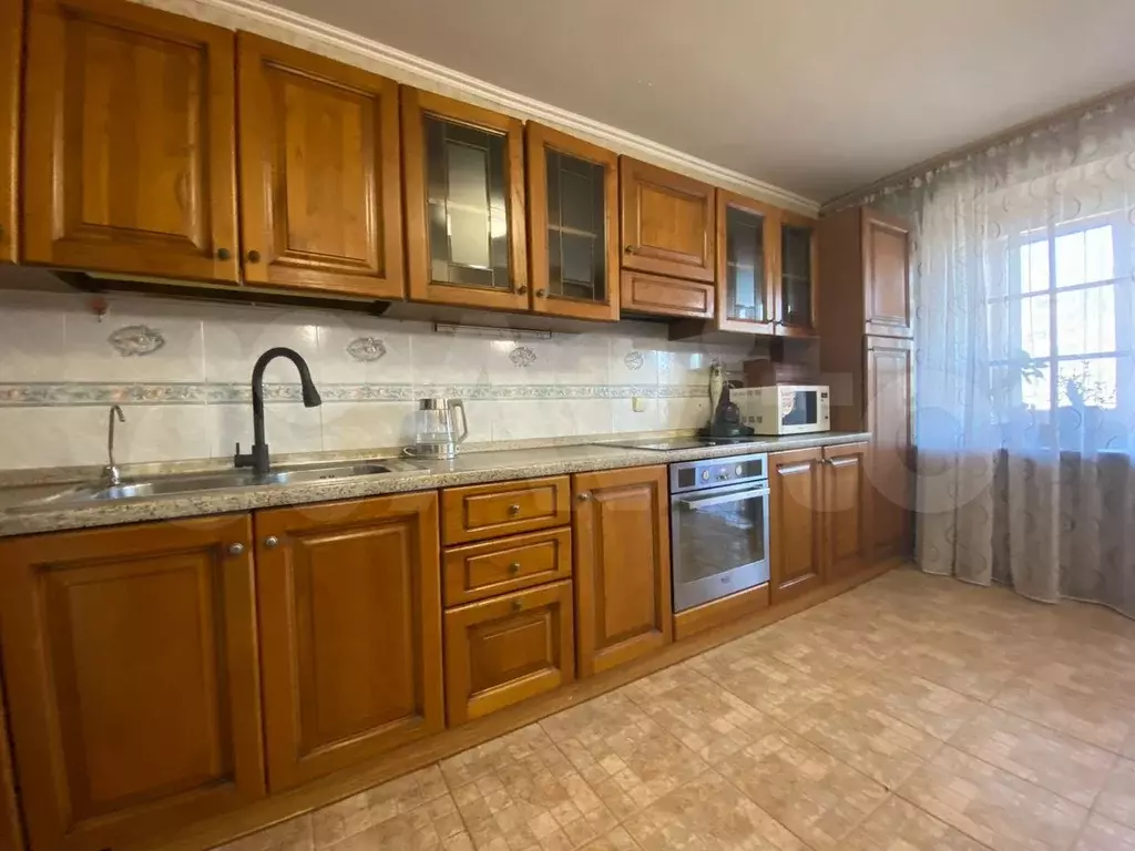 2-к. квартира, 75 м, 4/9 эт. - Фото 1