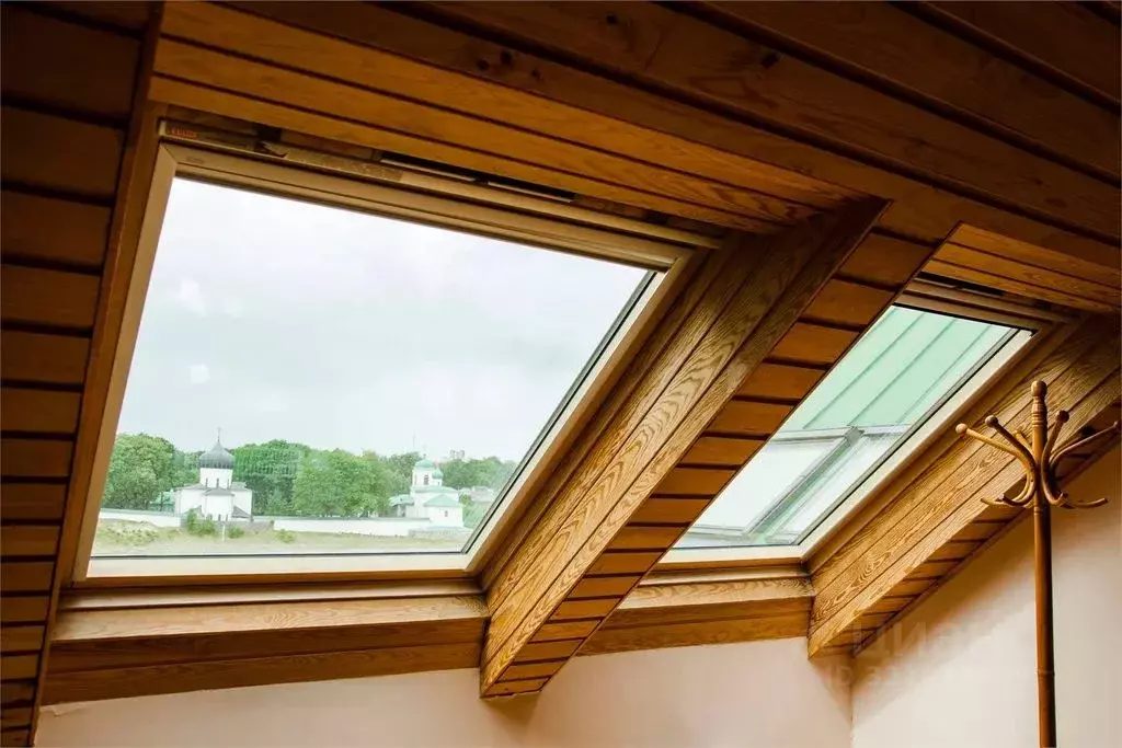 Комната Псковская область, Псков ул. Воеводы Шуйского, 17 - Фото 2