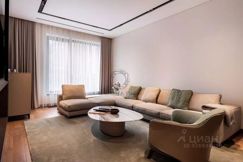 4-к кв. Москва ул. Усачева, 15А (200.3 м) - Фото 2