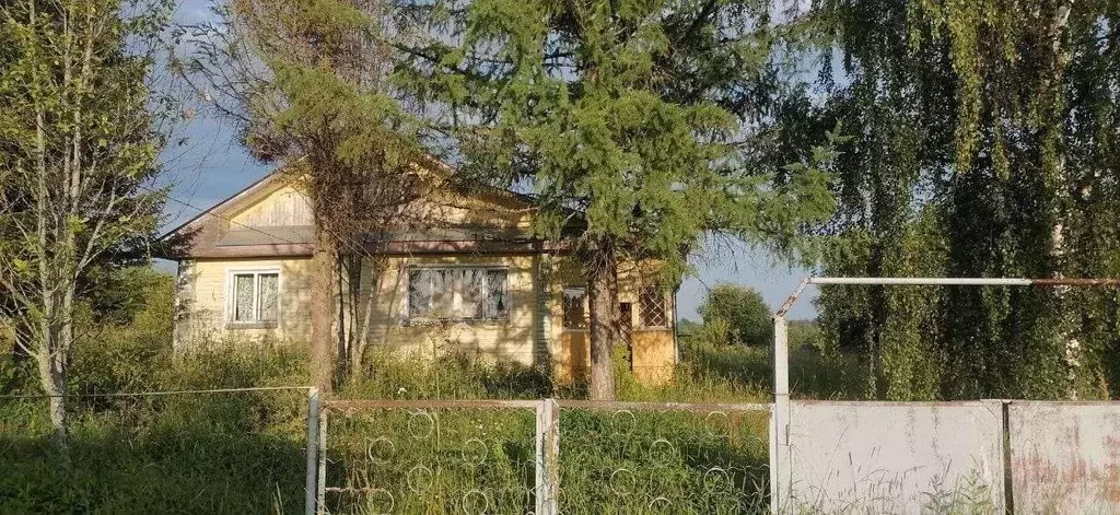 Дом в Вологодская область, Сямженский муниципальный округ, д. Бабино  ... - Фото 1