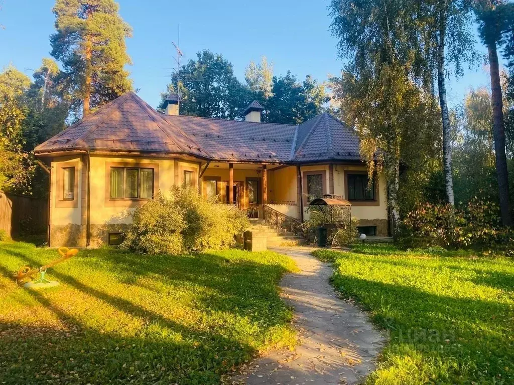 Дом в Московская область, Люберцы городской округ, Малаховка пгт ул. ... - Фото 0