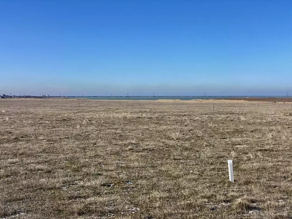 Участок в Крым, Сакский район, с. Штормовое  (6.03 сот.) - Фото 1