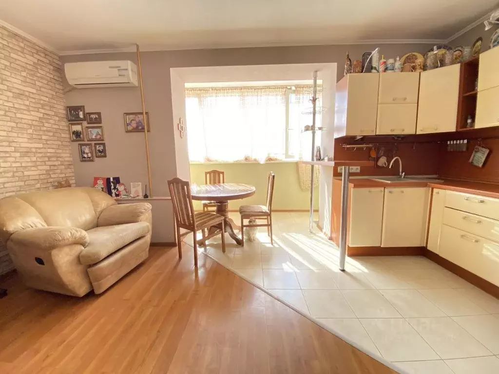 3-к кв. Самарская область, Самара Белорусская ул., 131 (76.3 м) - Фото 0