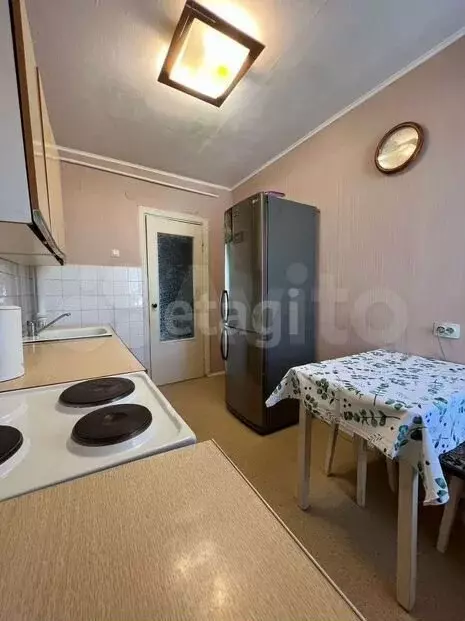 3-к. квартира, 60м, 5/5эт. - Фото 1