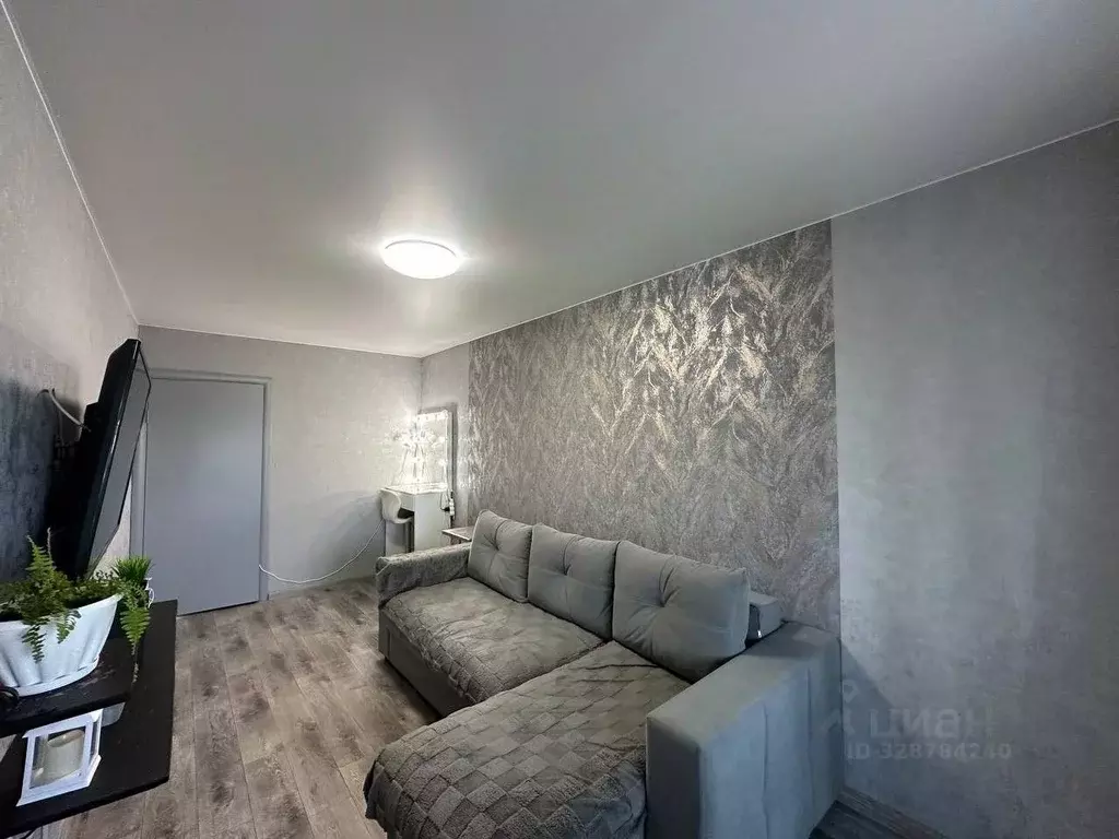 3-к кв. Алтайский край, Павловский район, с. Павловск Заводская ул., ... - Фото 2