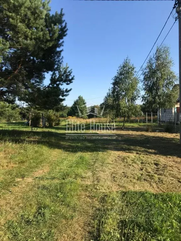 Участок в Калужская область, Калуга городской округ, д. Юрьевка ул. ... - Фото 0
