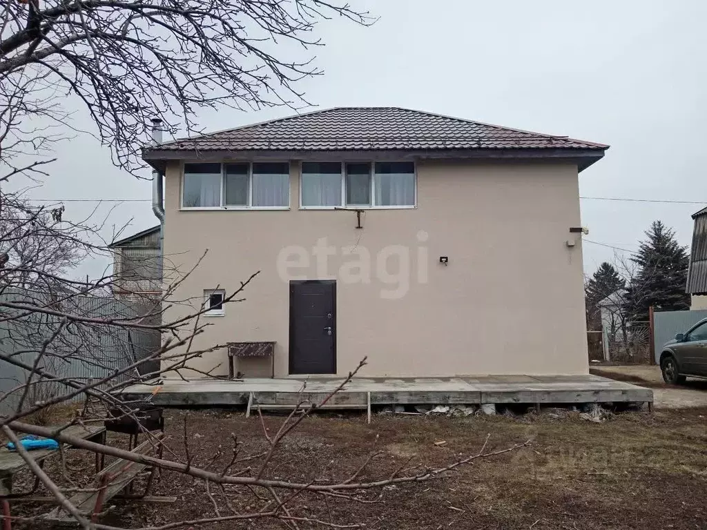 Дом в Саратовская область, Энгельсский район, Красноярское ... - Фото 1