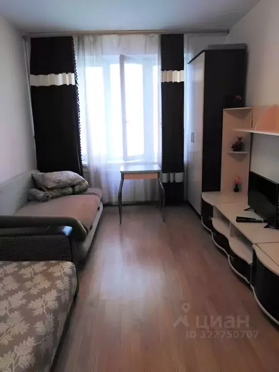 Комната Тюменская область, Тюмень ул. Николая Зелинского, 19 (17.0 м) - Фото 1