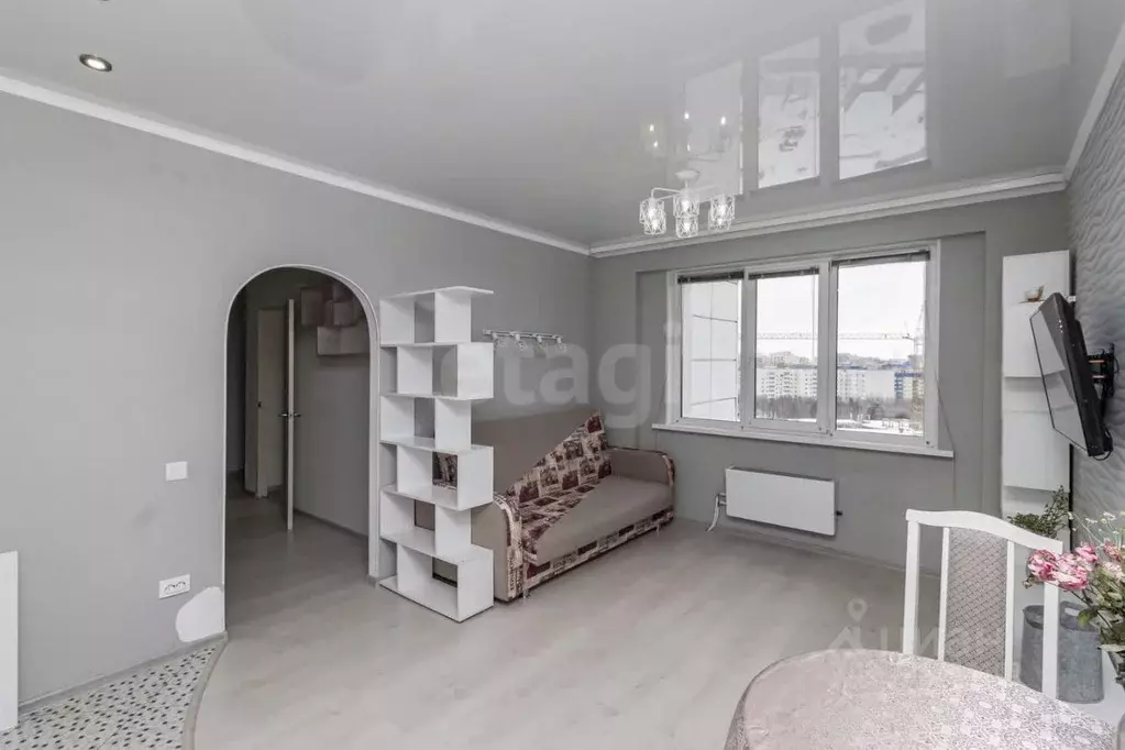 2-к кв. Ханты-Мансийский АО, Сургут ул. Маяковского, 10 (60.1 м) - Фото 1