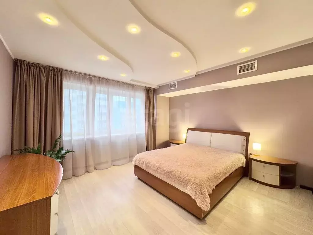 4-к кв. Самарская область, Самара Садовая ул., 280 (157.4 м) - Фото 1