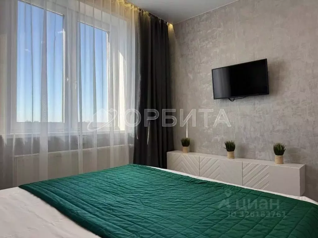 1-к кв. Тюменская область, Тюмень ул. Республики, 204к7 (32.3 м) - Фото 2