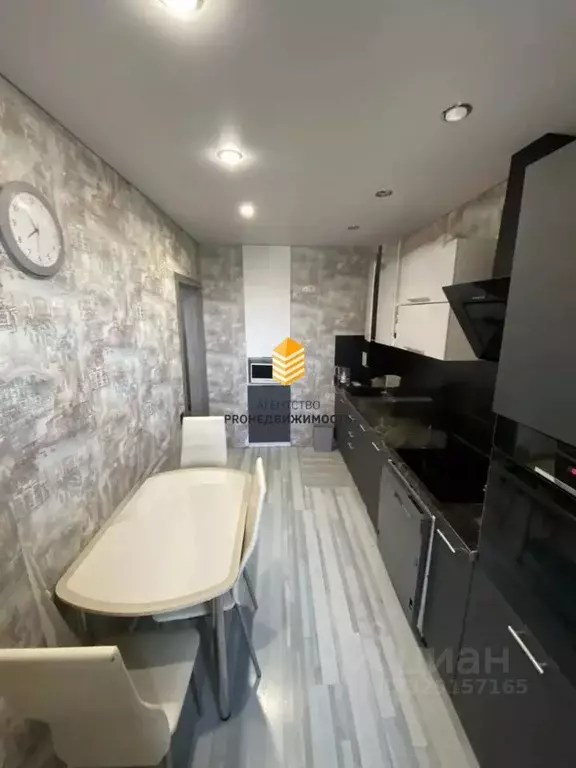 2-к кв. Башкортостан, Уфа ул. Шмидта, 45 (54.7 м) - Фото 2