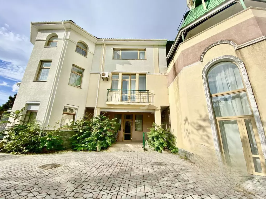 Дом в Крым, Ялта муниципальный округ, Никита пгт  (422 м) - Фото 1