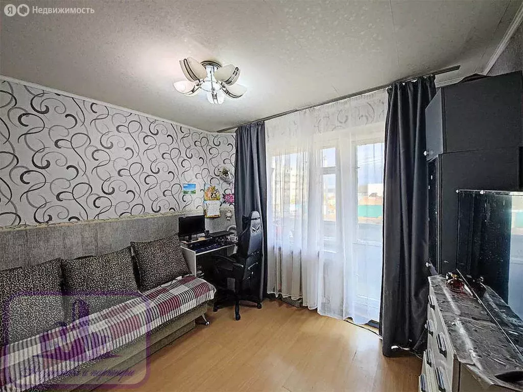 4-комнатная квартира: село Молочное, Парковая улица, 7А (69 м) - Фото 1