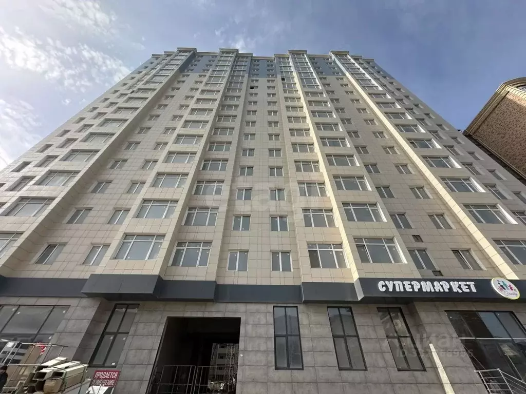 3-к кв. Дагестан, Махачкала ул. Времена Года, 7 (93.0 м) - Фото 1