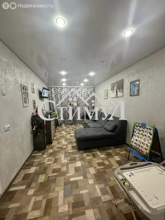 2-комнатная квартира: Сорск, улица Кирова, 19 (44.9 м) - Фото 2