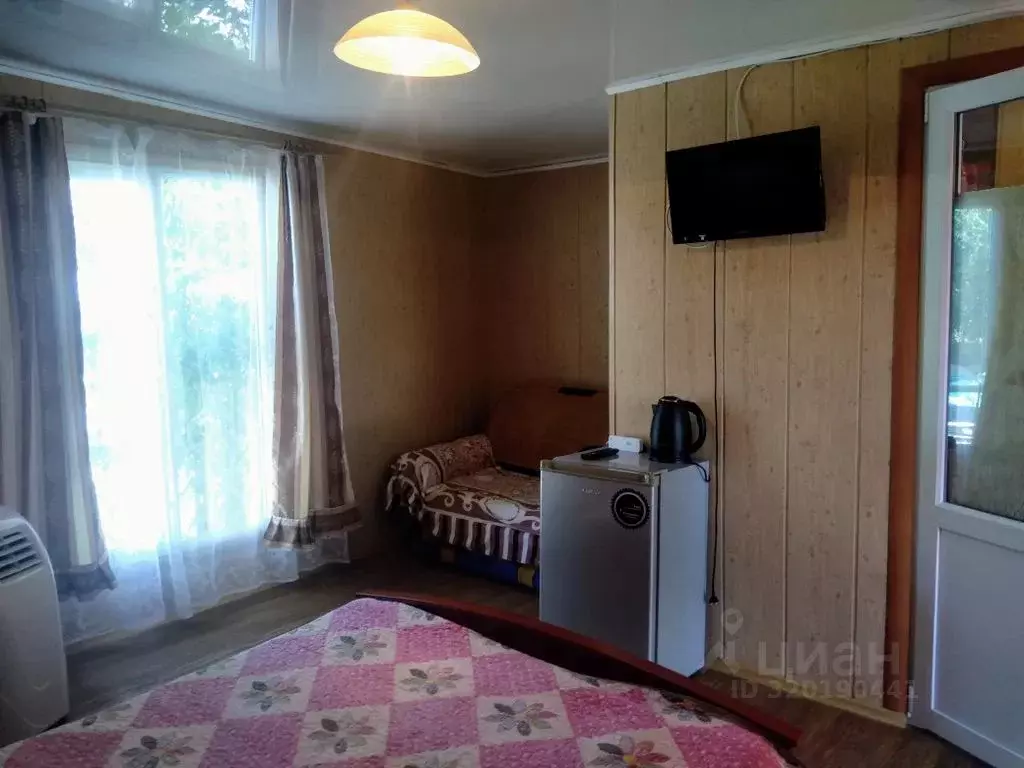 Комната Оренбургская область, Соль-Илецк ул. Володарского, 4 - Фото 0