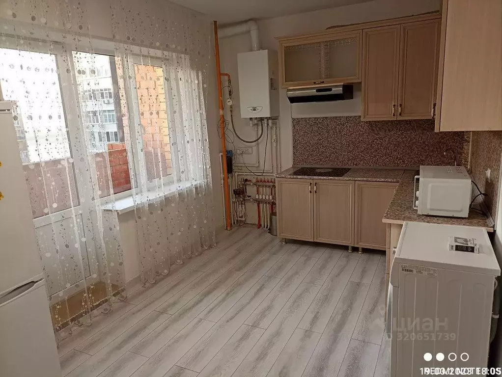 2-к кв. Астраханская область, Астрахань ул. Савушкина, 6И (61.0 м) - Фото 1