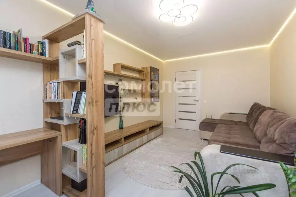 3-к кв. Башкортостан, Уфа ул. Рудольфа Нуреева, 14А (75.5 м) - Фото 0