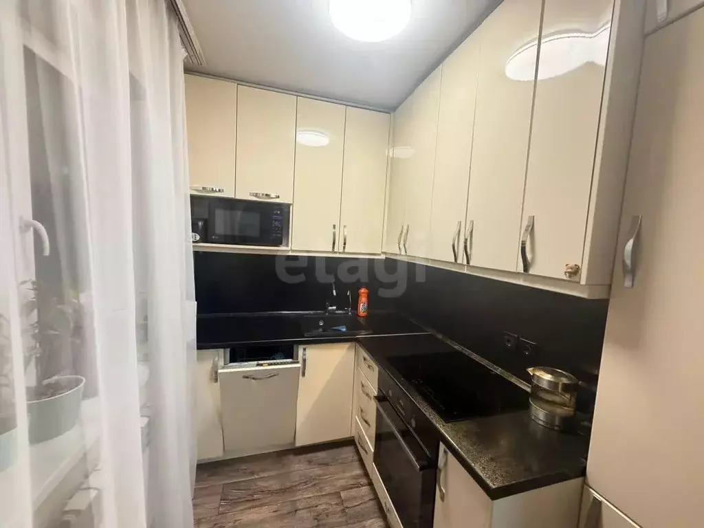 Квартира, 3 комнаты, 62.2 м - Фото 1