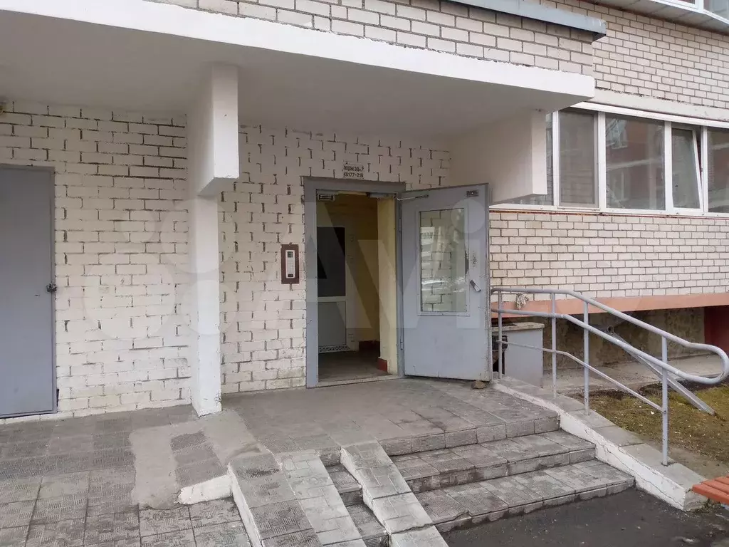 Комната 14 м в 4-к., 3/10 эт. - Фото 1