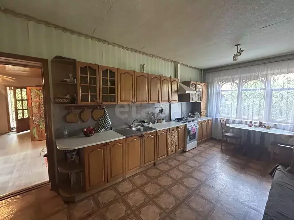 Дом в Ставропольский край, Железноводск ул. 3-я линия (263 м) - Фото 1