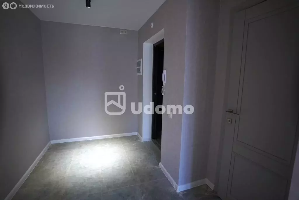 Квартира-студия: Уфа, улица Адмирала Макарова, 27 (22 м) - Фото 0