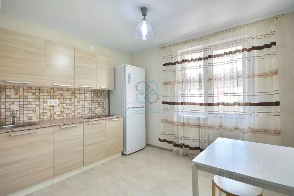 1-к кв. Самарская область, Самара просп. Кирова, 322Ак4 (42.0 м) - Фото 0
