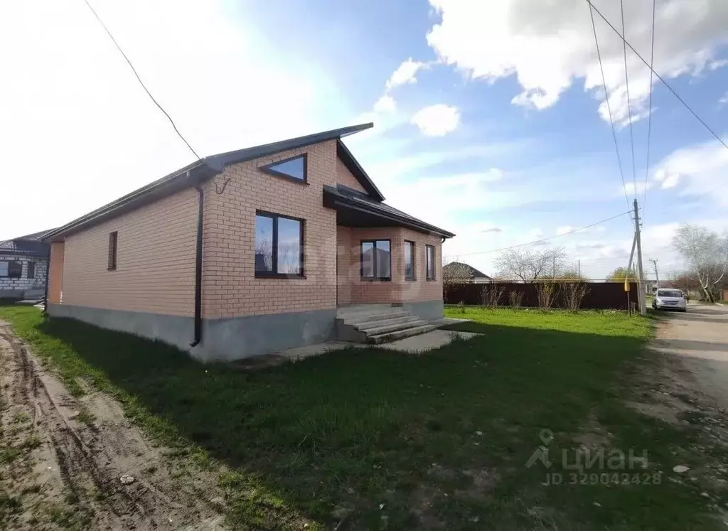 Дом в Ставропольский край, Михайловск Шпаковский район, Кленовый пер. ... - Фото 2