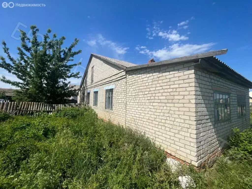 Дом в село Тростянка, улица 40 лет Победы, 26 (73.5 м) - Фото 1