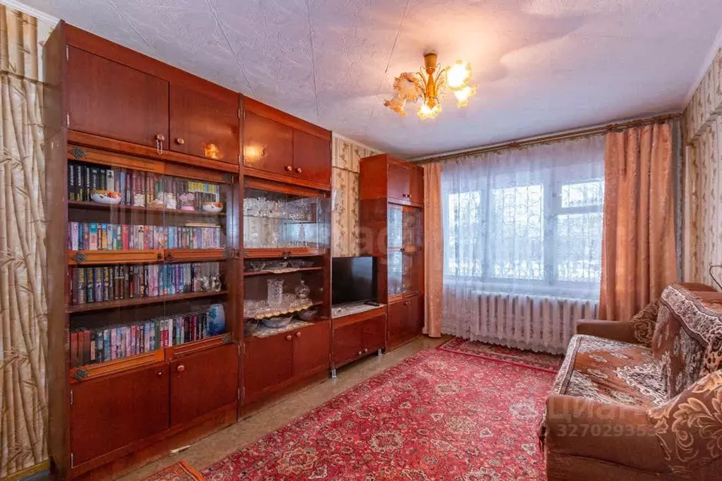 3-к кв. Омская область, Омск просп. Мира, 88 (58.9 м) - Фото 1