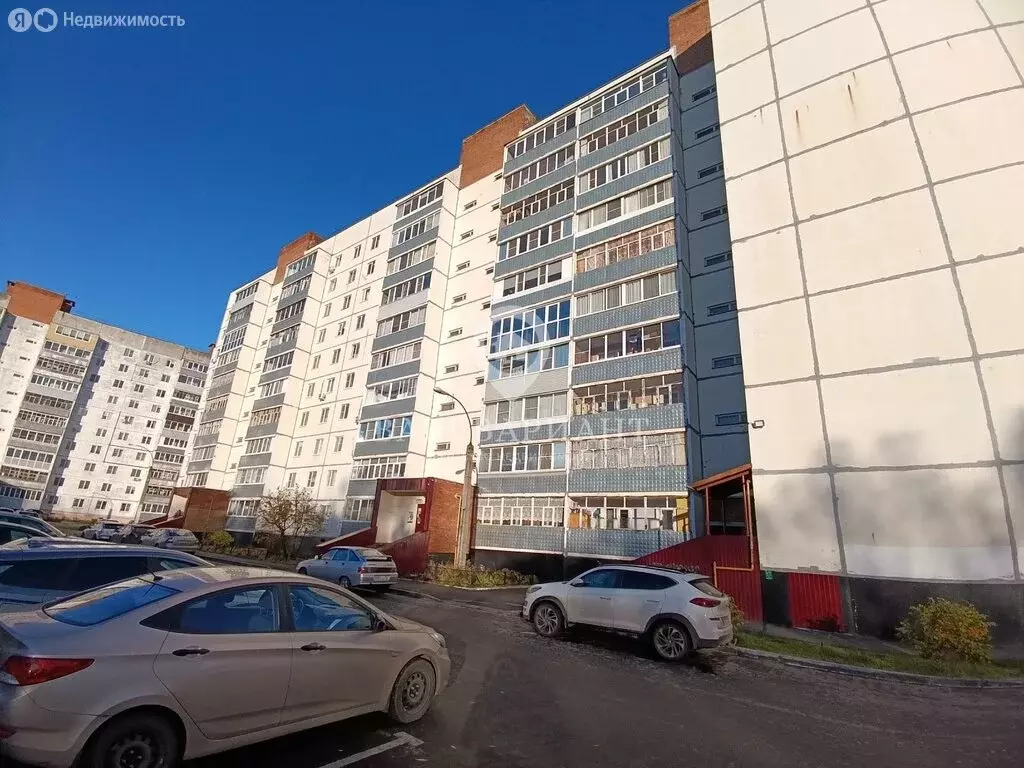 3-комнатная квартира: Рыбинск, улица Моторостроителей, 32 (57.9 м) - Фото 1