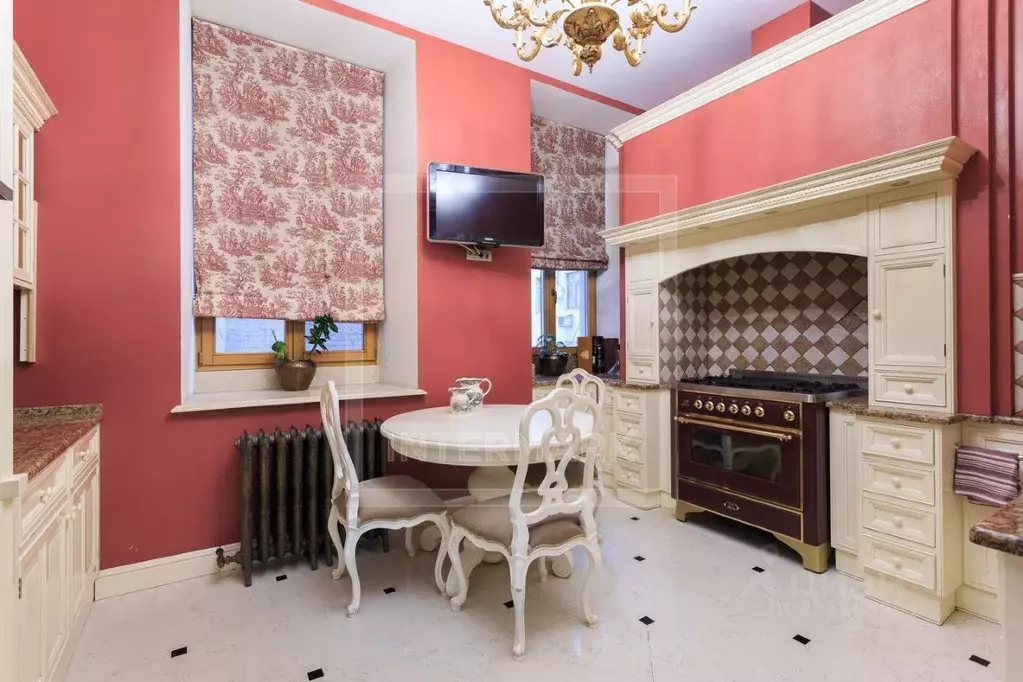 3-к кв. Москва ул. Арбат, 51С1 (133.4 м) - Фото 1