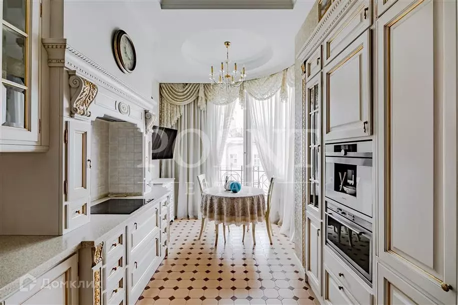 Продаётся 4-к квартира, 180 м - Фото 0