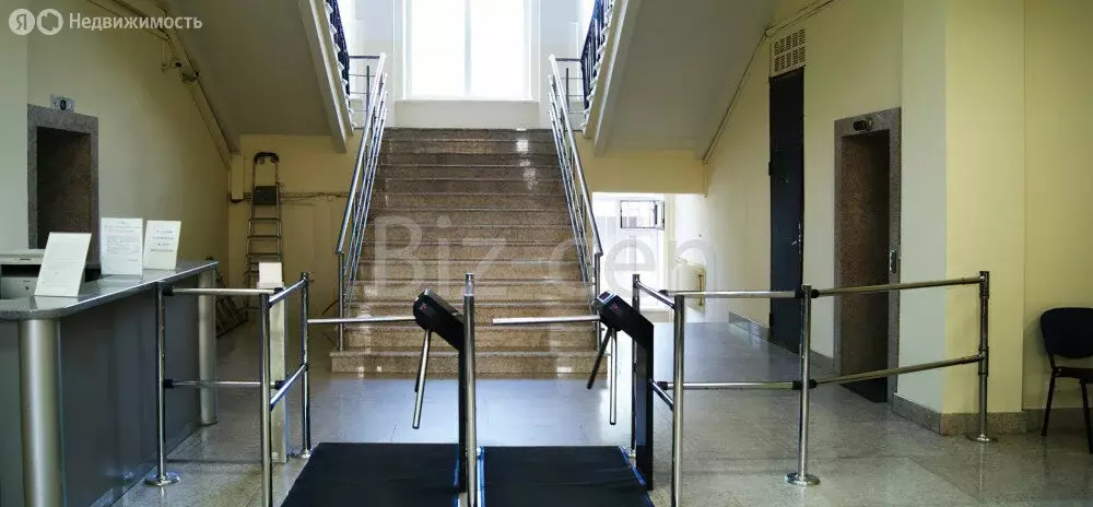 Офис (175 м) - Фото 1