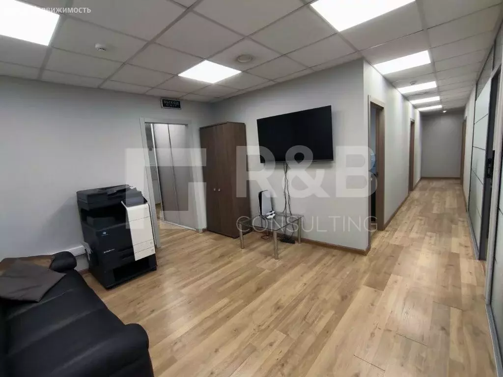 Офис (240 м) - Фото 1